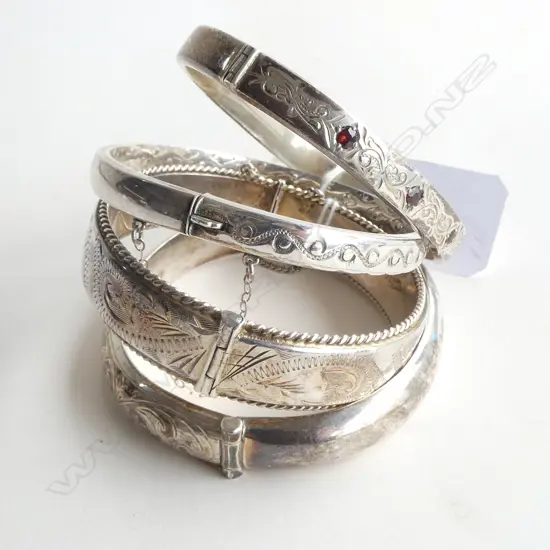 4 vintage ENGRAVED SILVER HINGED BRACELETS