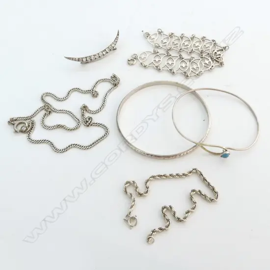 BOX STERLING SILVER BRACELETS/BANGLES/BROOCHES & SILVER CHAIN