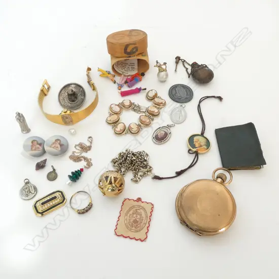 ASST. COSTUME JEWELLERY INCL. CAMEO BRACELET ETC