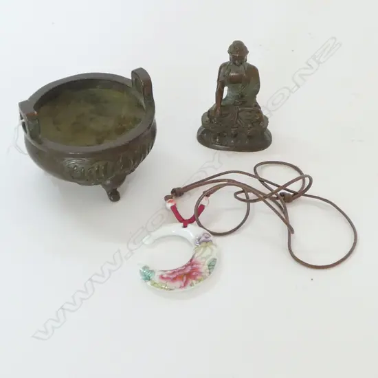 ORIENTAL BRONZE INCENSE BURNER 80mm dia & BUDDHA H.65mm + PENDANT NECKLACE
