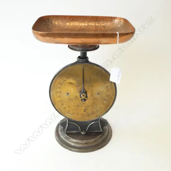 COPPER & CAST IRON SALTER SCALE H.320mm
