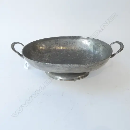HEAVY PEWTER CENTREPIECE W.390mm