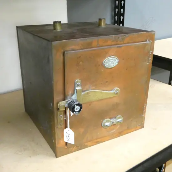 ANTIQUE COPPER MEDICAL AUTOCLAVE for sterilising; BROWN & SON MAKERS WEDMORE St. LONDON 260x290x260mm