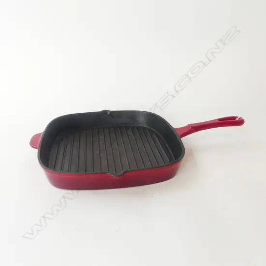 CAST IRON RED ENAMEL SKILLET GRILL PAN ‘SHAFFER BERRY’, W.260MM L.425MM