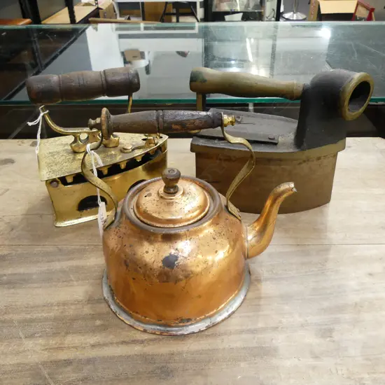 2 VINTAGE IRONS w. KETTLE 
