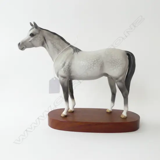BESWICK CONNOISSEUR HORSE 'ARAB' on wooden plinth base. H.215mm
