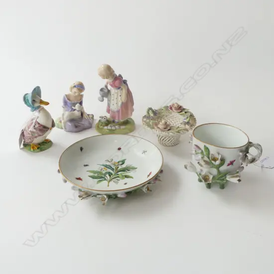 RD 'MARY..' FIGURINE, RD 'MARY MARY' FIGURINE', BEATRIX POTTER DUCK FIGURINE, CHINA BASKET & C/S CHIPS