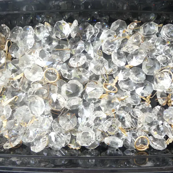 150 SMALL FACET CUT CRYSTALS FOR HANGING, D.14MM