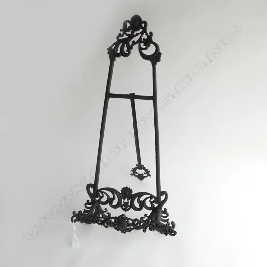 CAST IRON EASEL H.730mm