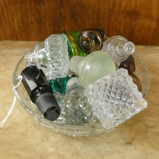 ASST. DECANTER STOPPERS