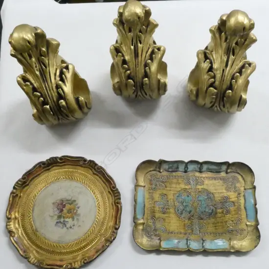 3 GILT WOODEN WALL HANGINGS & 2 TRAYS