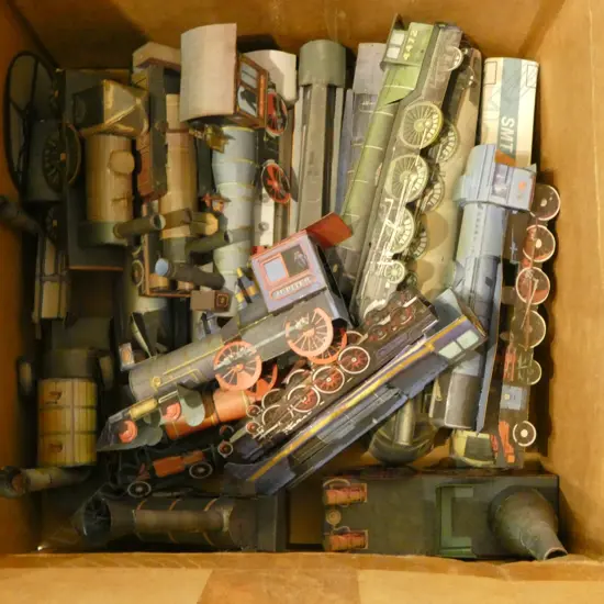 ASST. PAPER TRAIN MODELS