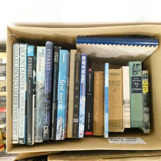 BOX LOT: BOOKS ON MOUNTAINEERING