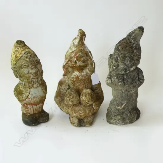 3 CONCRETE GARDEN KNOMES H.290mm