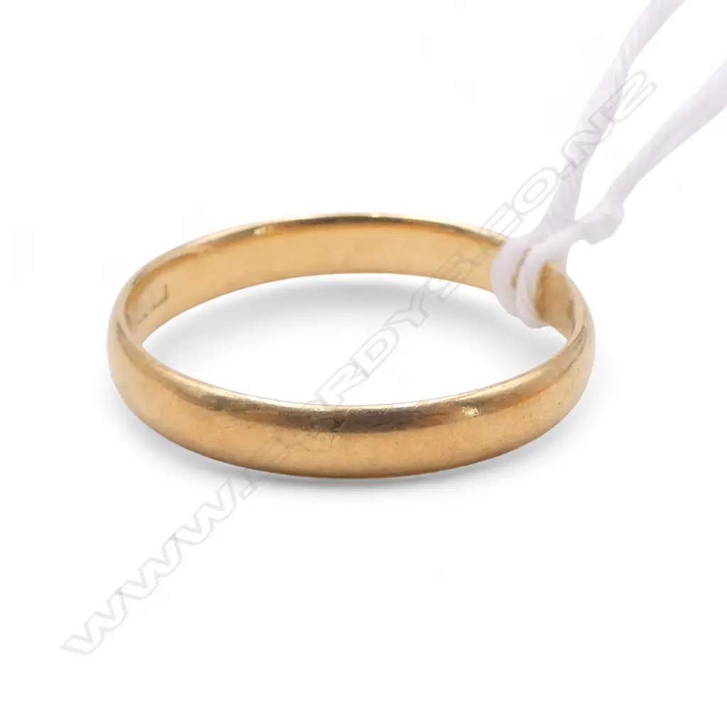 18CT YELLOW GOLD HALF HOOP RING 'J. Pascoe' 3.2gms SIZE T Image 1++