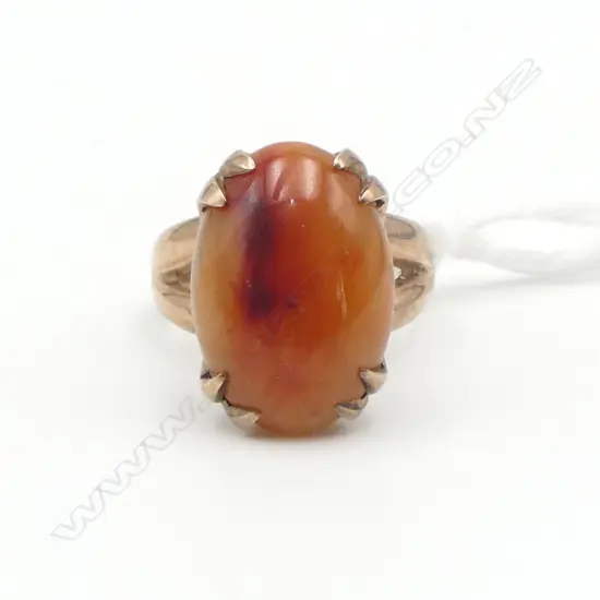 9Cct GOLD AGATE CABOCHON RING 5.5gms SIZE J