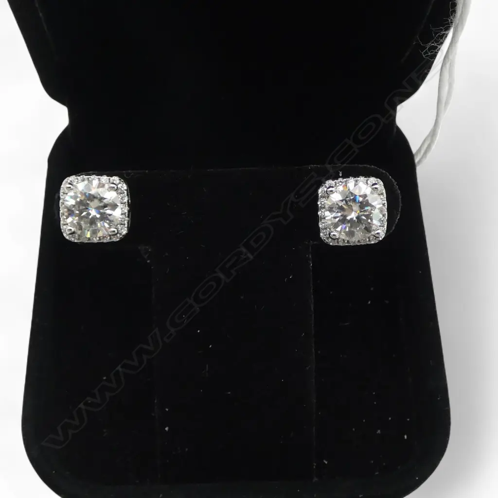 PR SILVER MOISSANITE EARRINGS, W.8mm, GRA report Image 1++