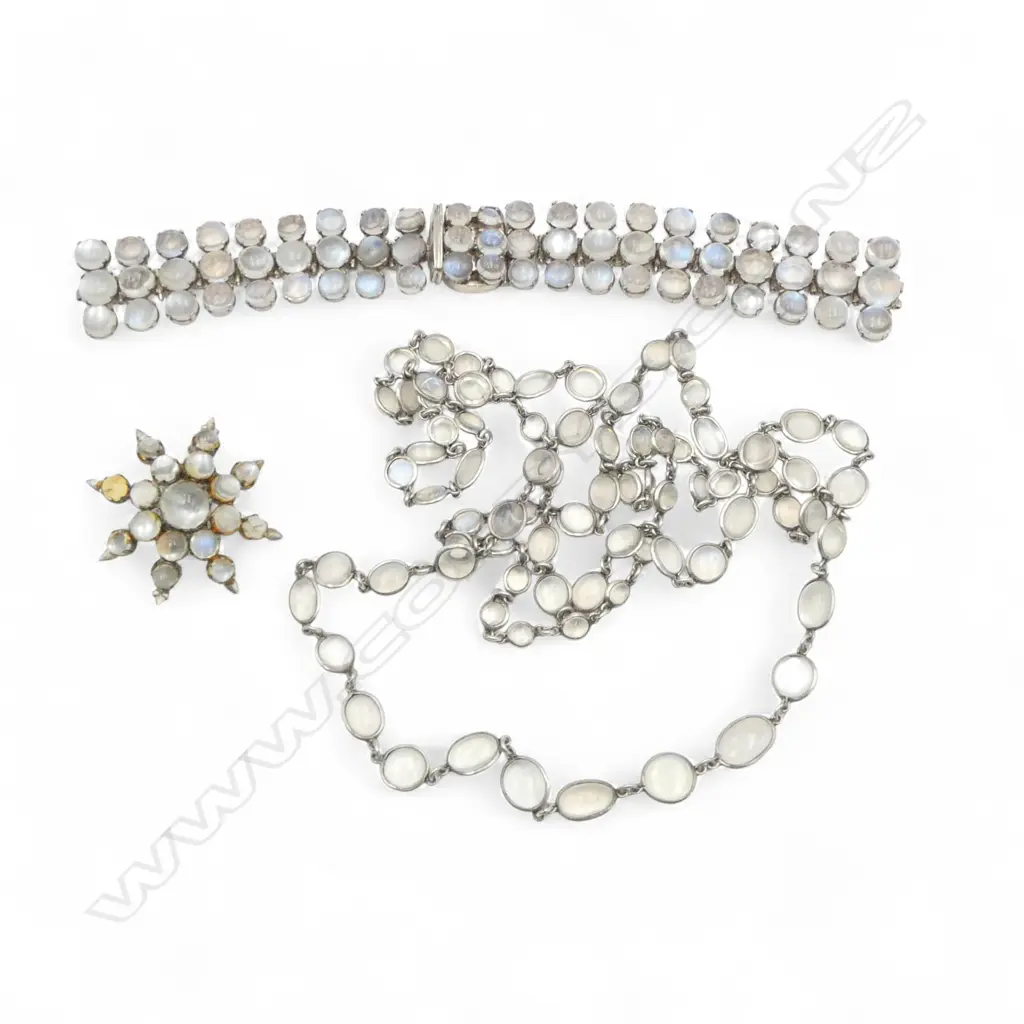 Bag of moonstones: bracelet + brooch + necklace - a/f Image 1++