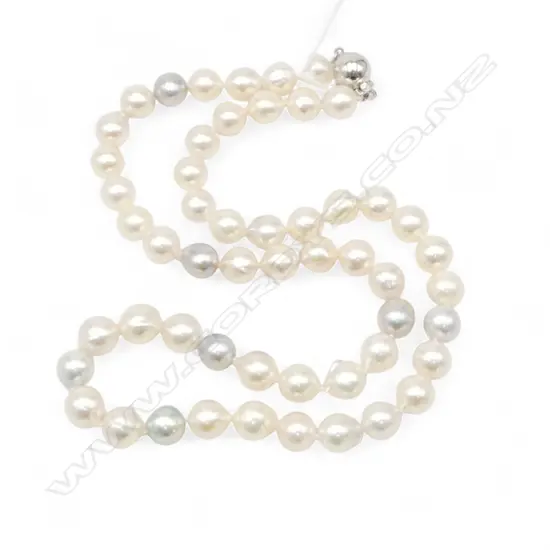 14CT WHITE GOLD CLASP AND PEARL NECKLACE