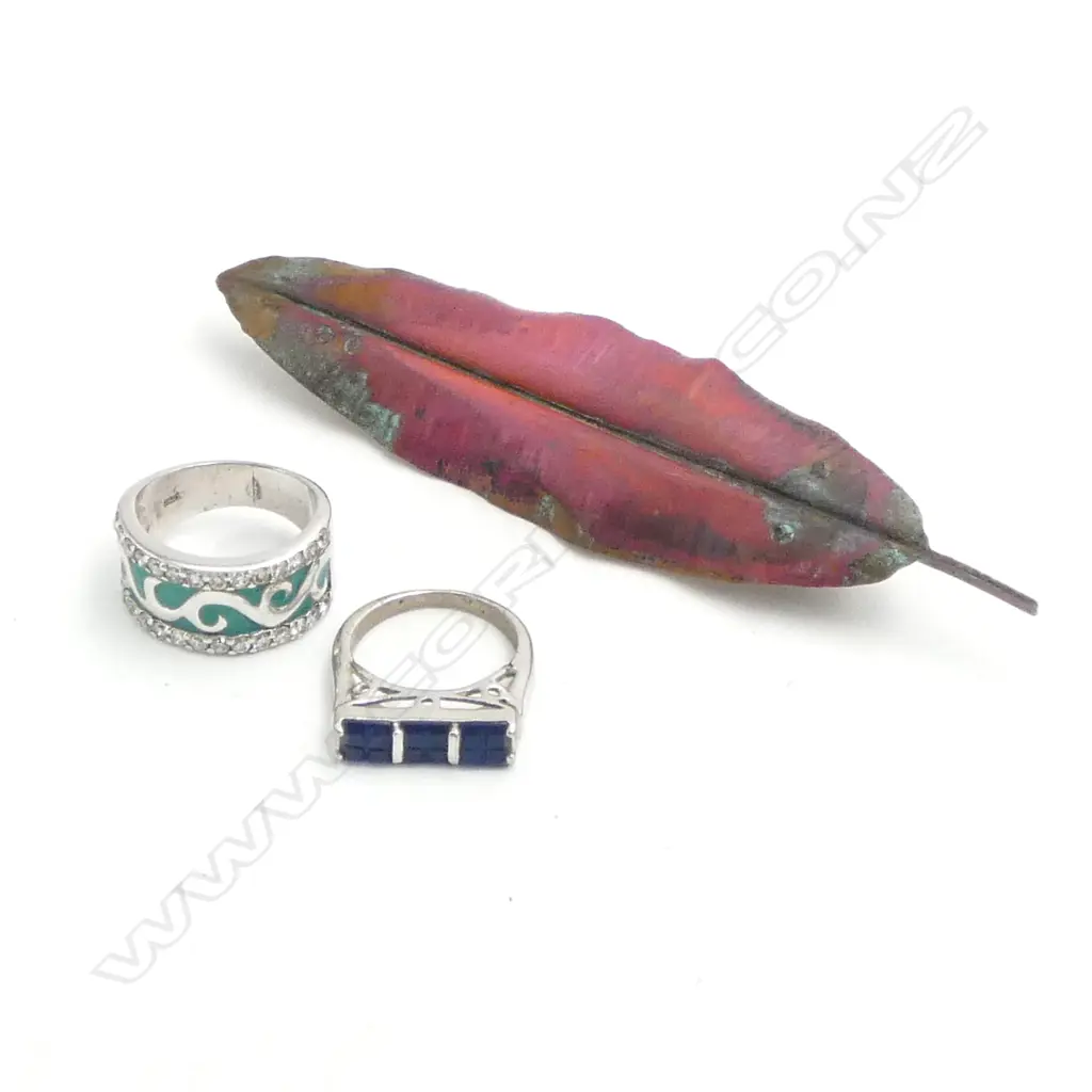 2 RINGS (1w silver mark) + patinated copper leaf brooch Image 1++
