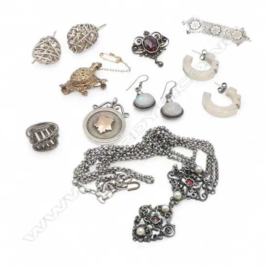 ASST. SILVER JEWELLERY: 3 PRS EARRINGS + 3 BROOCHES + PENDANT NECKLACE + MEDALLION + RING