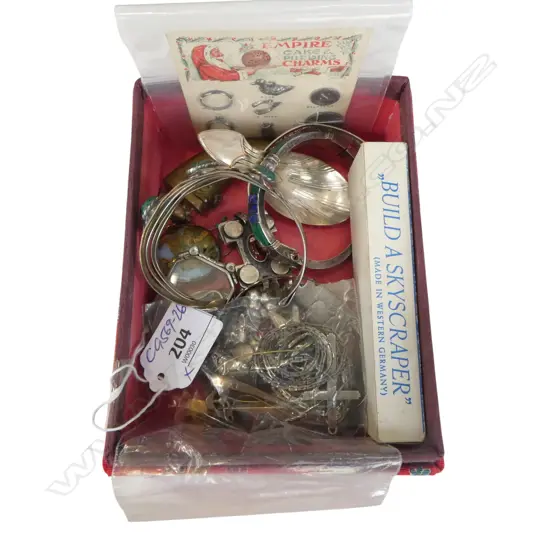 BOX of ASST SILVER & PLATED JEWELLERY: Includes sterling silver 'Empire cake & pudding charms' + Mexico bracelet + marca