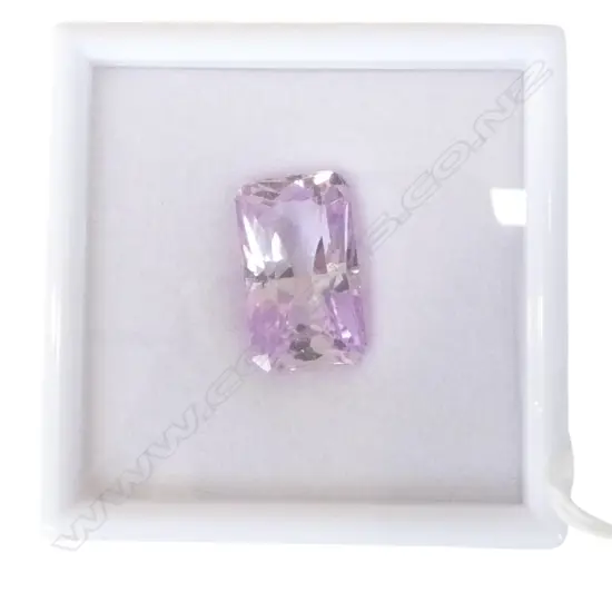 OCTAGON CUT KUNZITE, 16.60ct