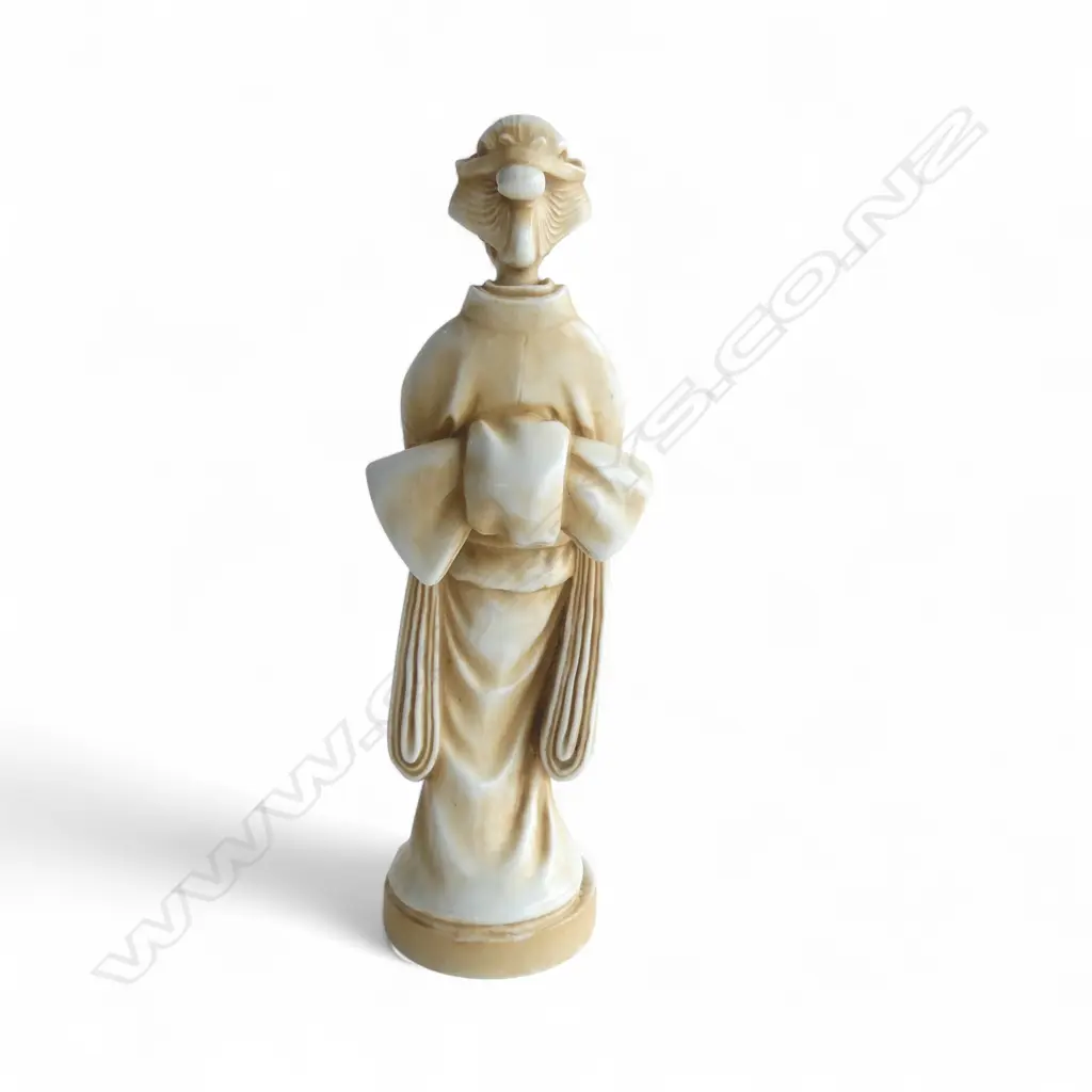 JAPANESE 'IVORY' COLOURED PORCELAIN GEISHA FIGURE H.255mm Image 1++