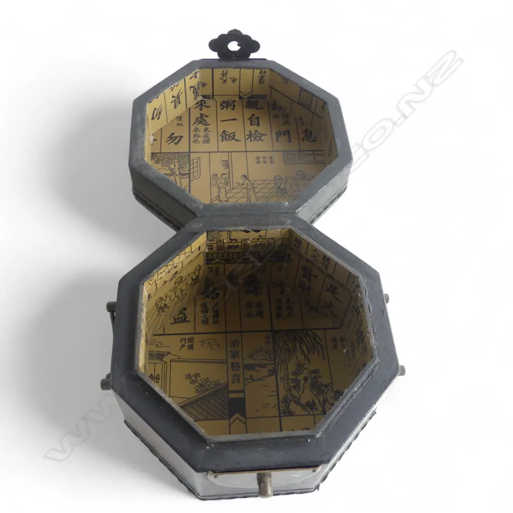 ORIENTAL OCTAGON BOX w DRAGON MOTIF, H.110mm, Dia.150mm & HEAVY GLASS COMPORT, H.200mm Image 1++