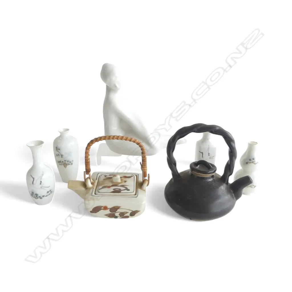 ASST. CHINA Incl. 2 TEAPOTS Image 1++