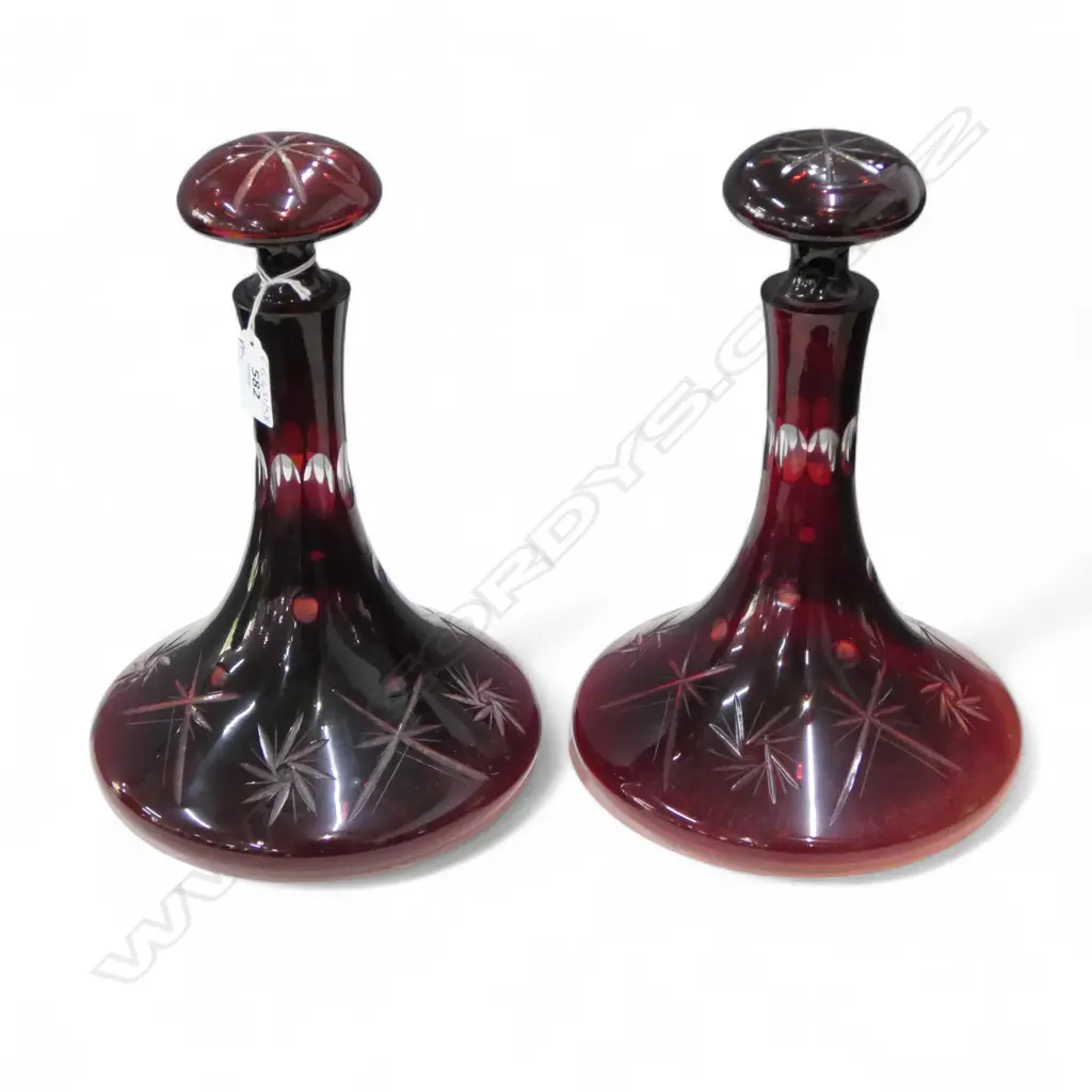 PR RED FLASHED CUT GLASS SHIPS DECANTERS H.285mm Image 1++
