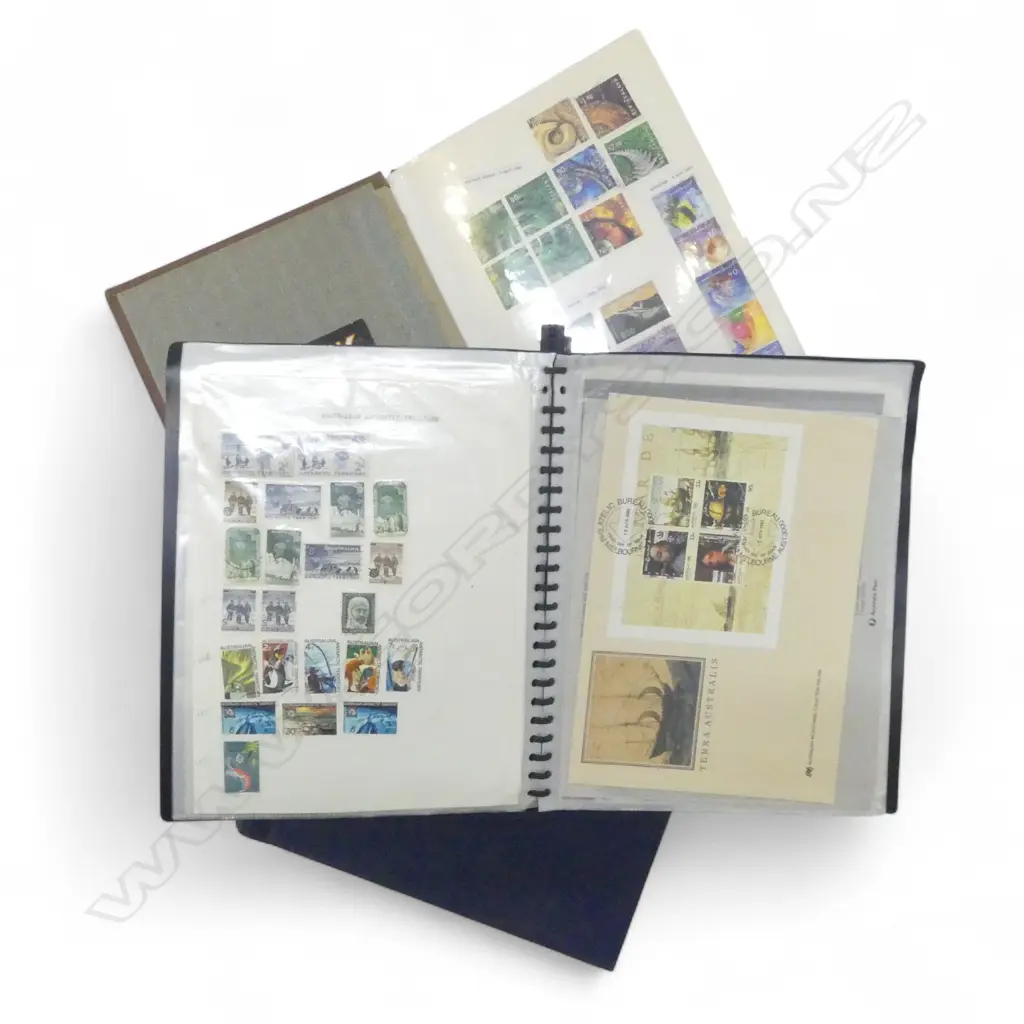 3 STAMP ALBUMS; NZ, AUSTRALIA, WORLD Image 1++
