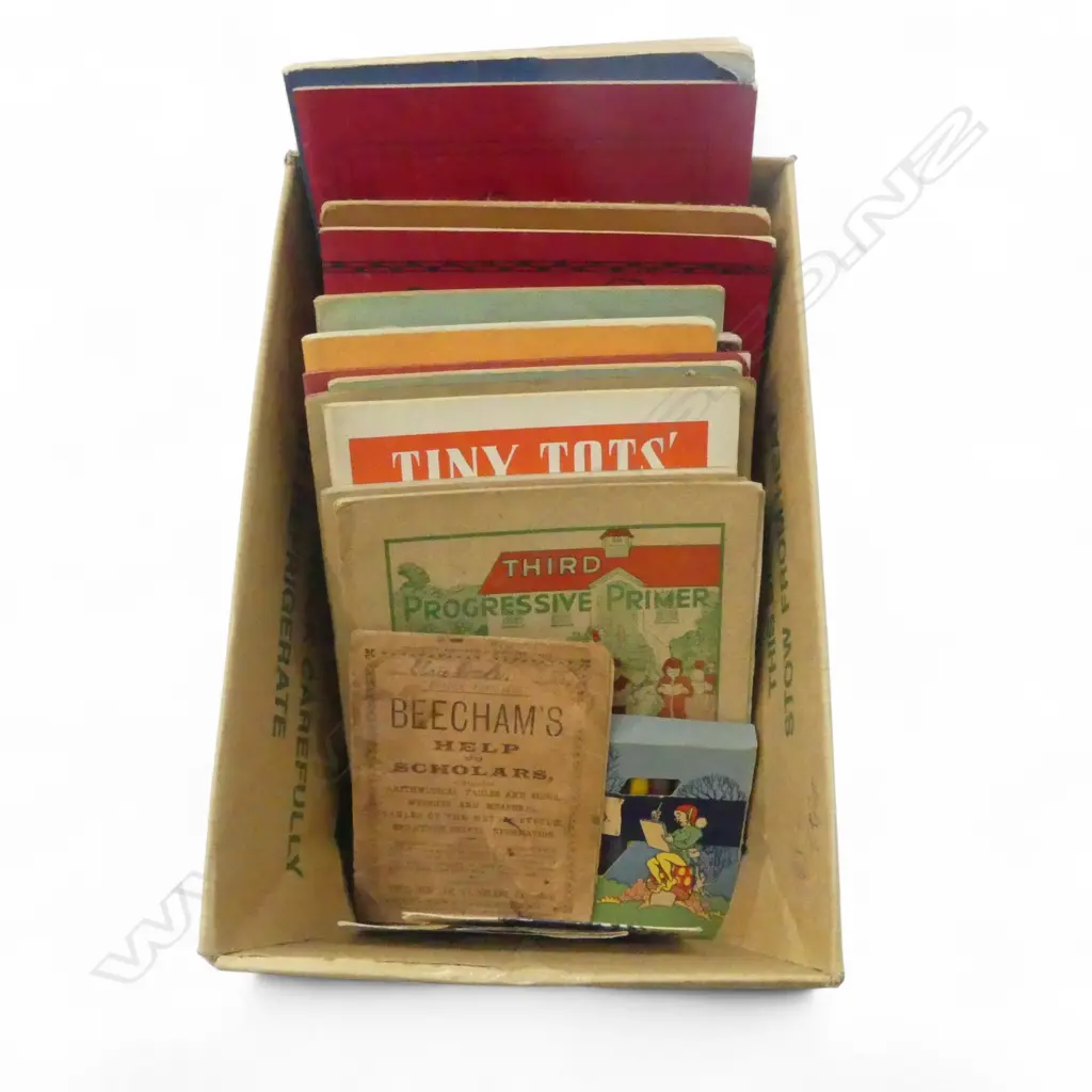 VINTAGE NZ PRIMARY SCHOOL CHILDRENS READER BOOKS C.1940s Image 1++
