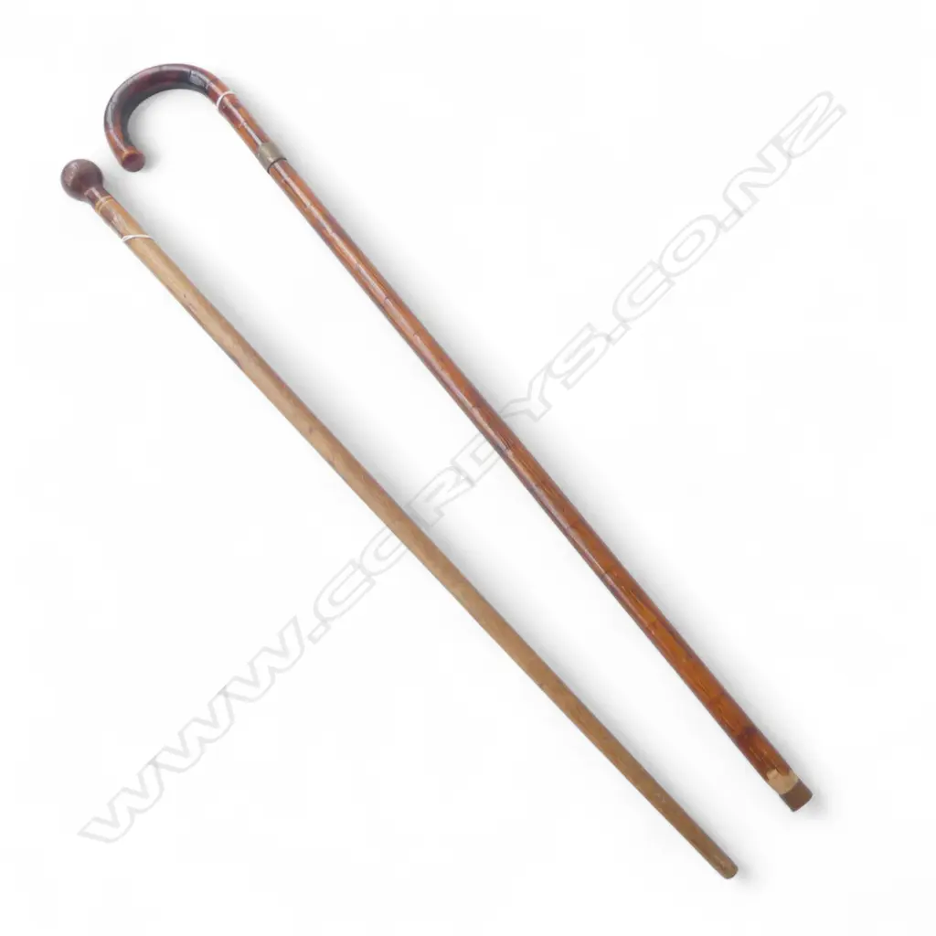 2 VINTAGE WALKING STICKS H.910mm Image 1++