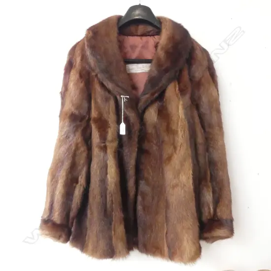 ENGLISH & FOREIGN FUR CO. WELLINGTON FUR COAT 