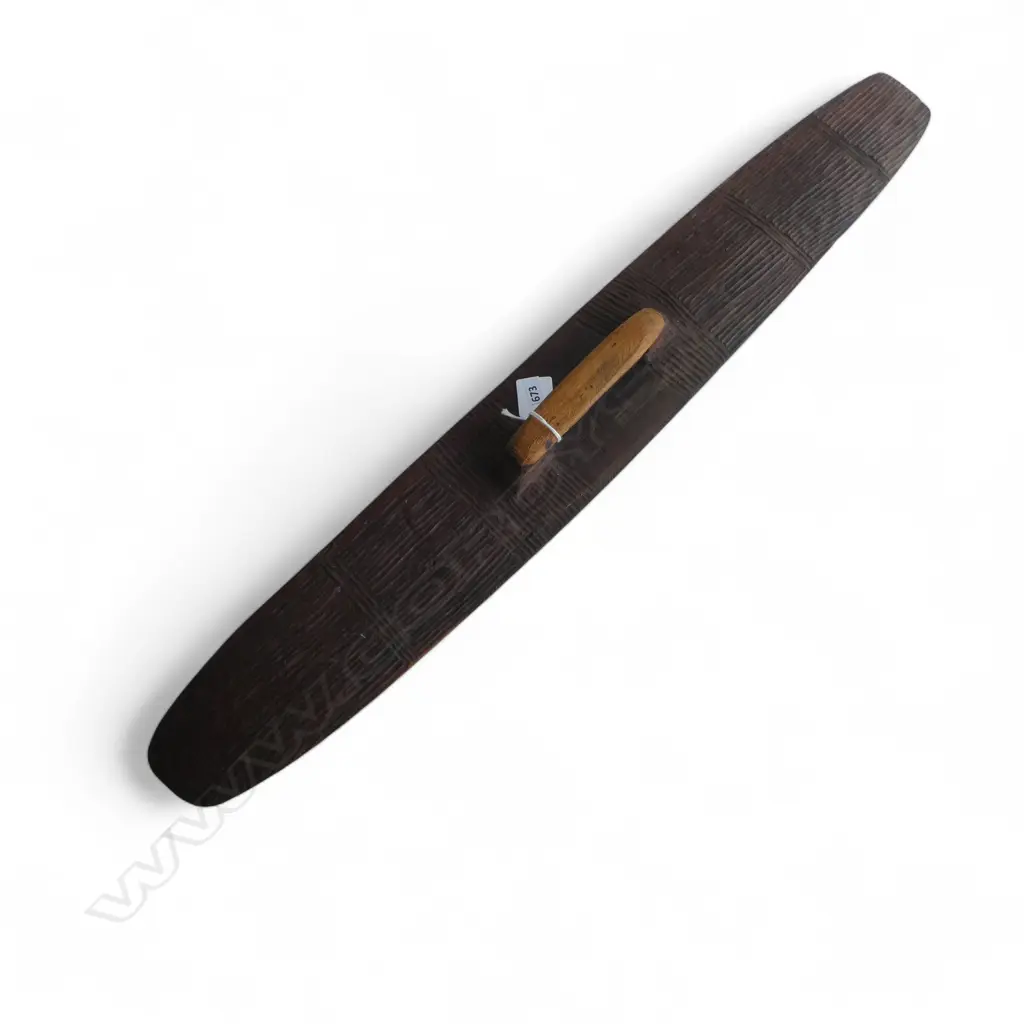 OLD ABORIGINAL PARRYING SHEILD L.720mm Image 1++
