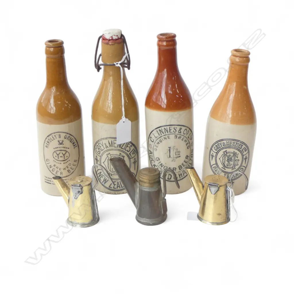 4 STONEWARES BOTTLES H.230mm + 3 BRASS MEASURES H.80mm Image 1++