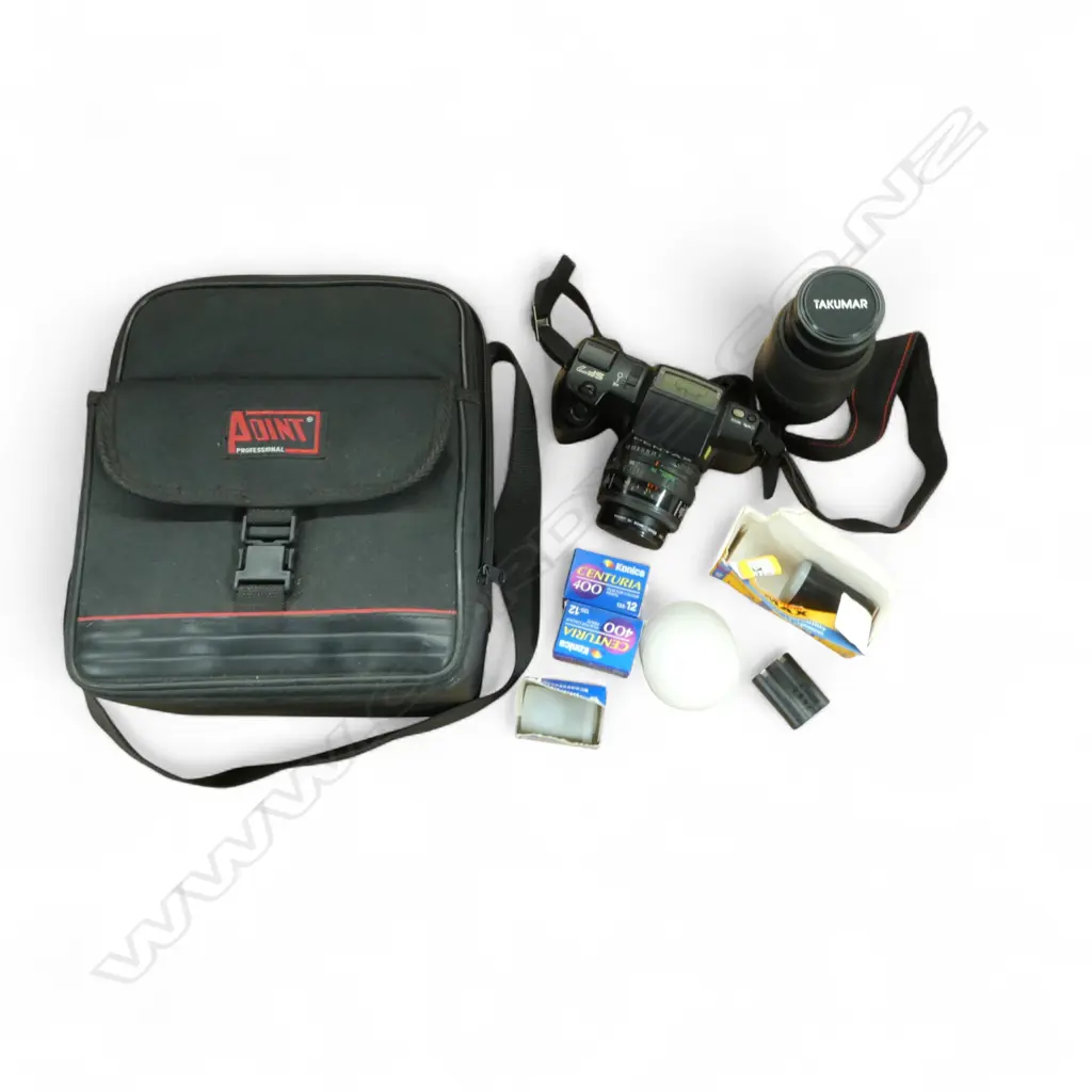 PENTAX SF7 CAMERA w. CARRY CASE, MANUAL, LENS, etc Image 1++