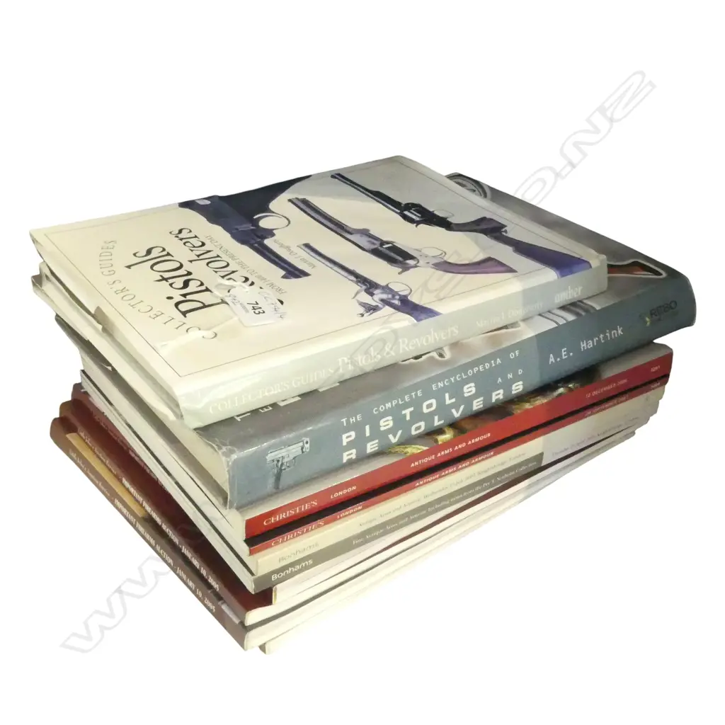 2 BOOKS ON PISTOLS & REVOLVERS + 8 FIREARMS AUCTION CATALOGUES Image 1++