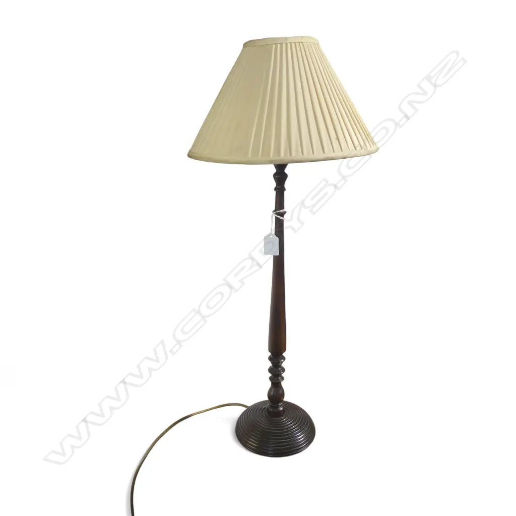 EDWARDIAN CANDLESTICK TABLE LAMP H.650mm Image 1++