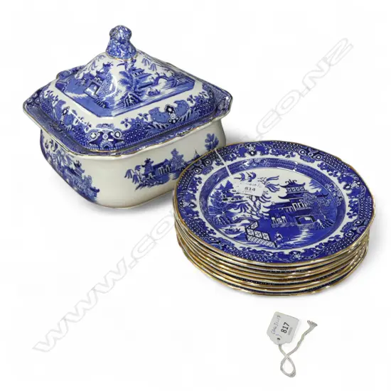 8 BURLEIGH WARE WILLOW LUNCHEON PLATES 215mm dia + LG SQUARE TUREEN