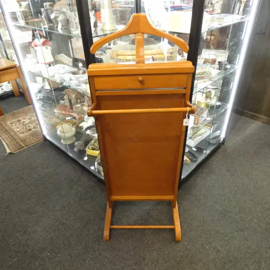 MODERN PINE GENTS VALET STAND