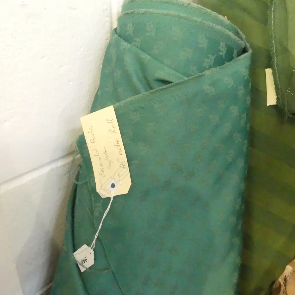 FABRIC BOLT; EMERALD POLY/COTTON. 40M Image 1++