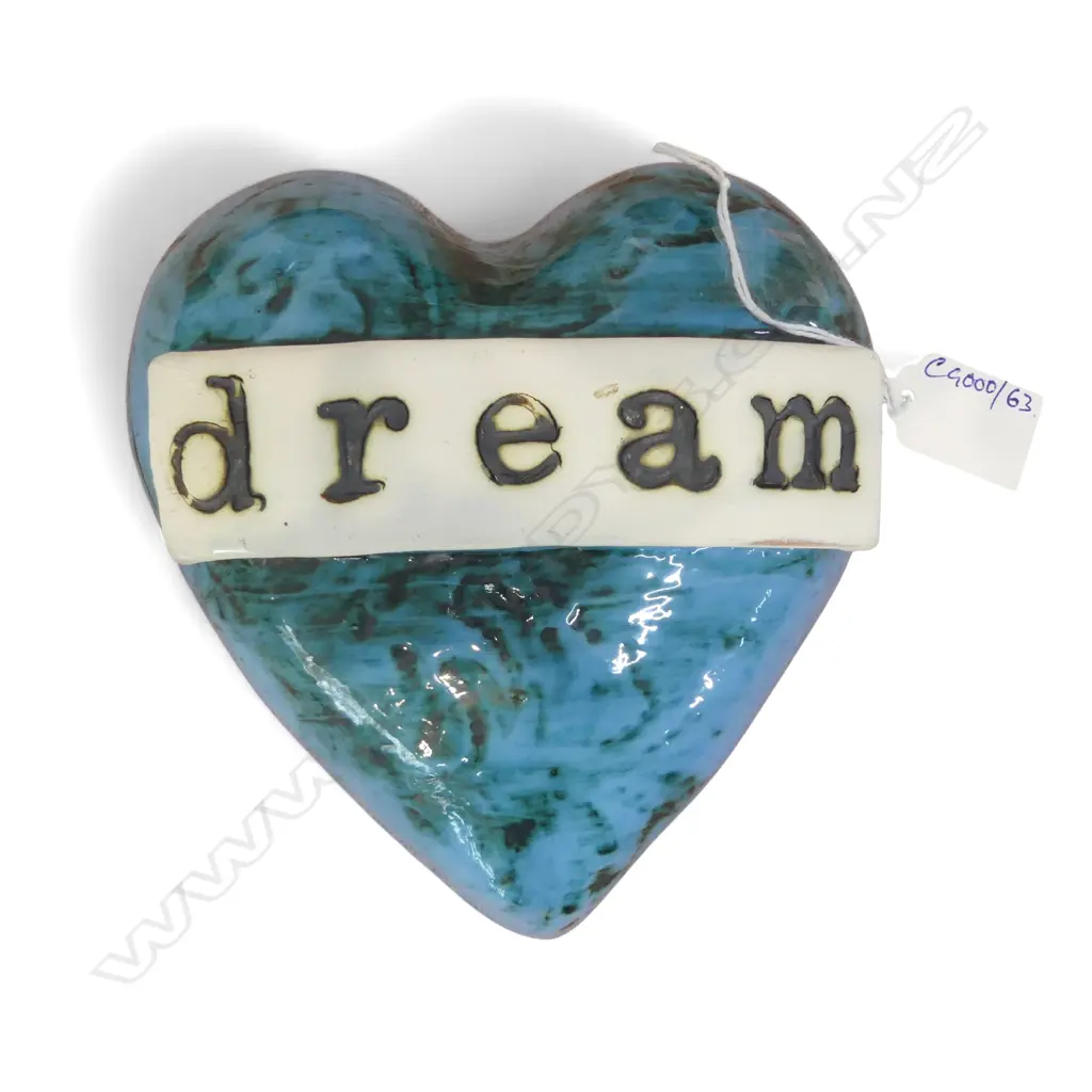 STUDIO POTTERY 'DREAM' HEART H.175mm Image 1++