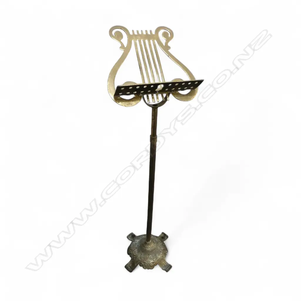 BRASS LYRE MUSIC STAND Image 1++