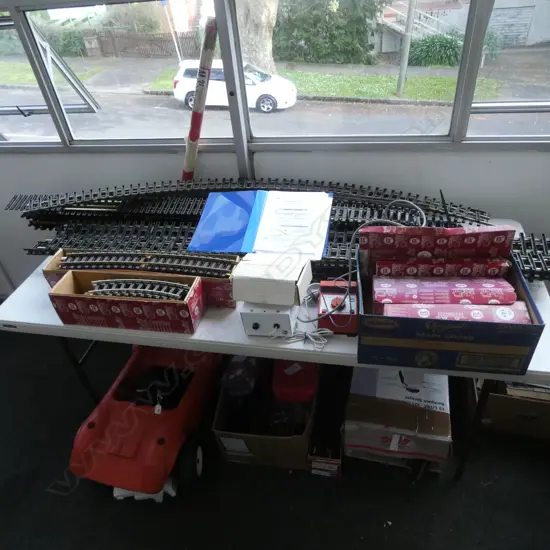 ASST. MODEL RAILWAY TRACK & COMPONENTS