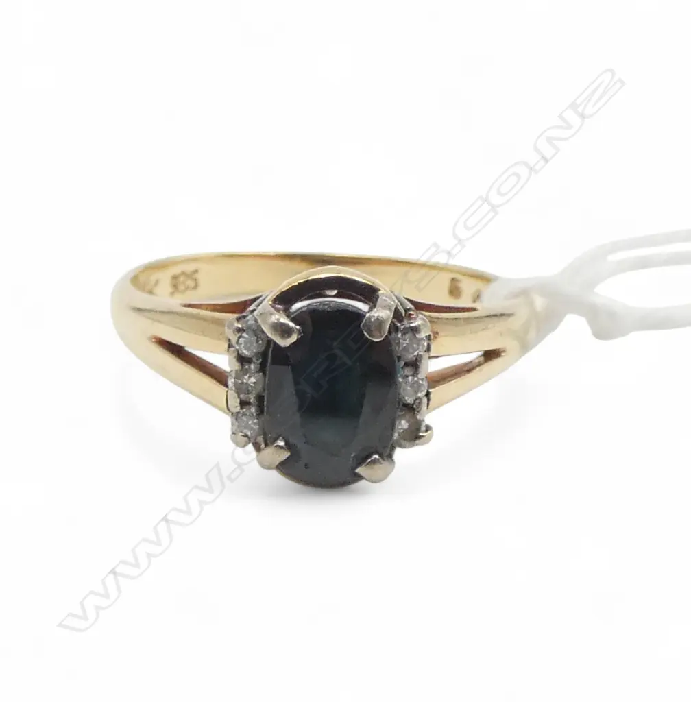 14ct SAPPHIRE & DIAMOND RING,3.3gm, Dia.0.10ct Image 1++