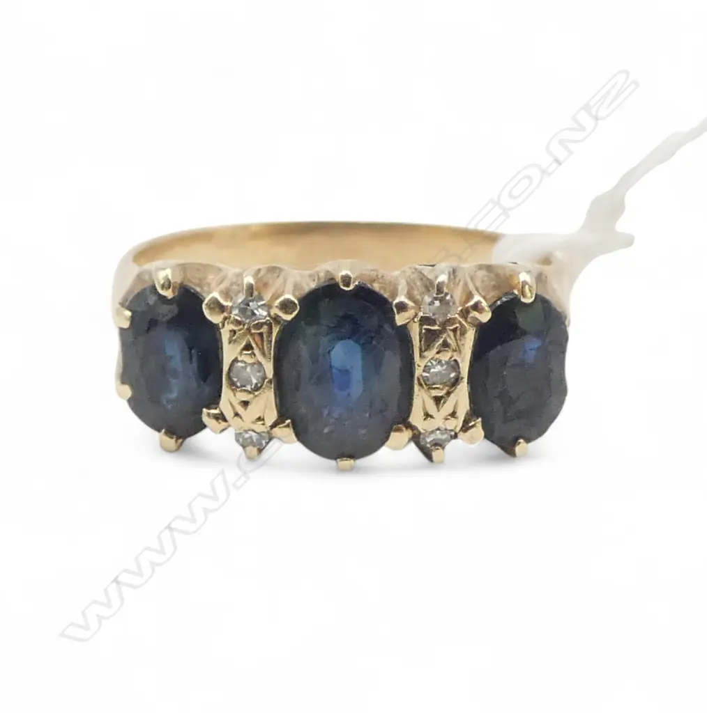 9CT GOLD SAPPHIRE AND DIAMOND RING 3.28gms two claws, sapphires abraded Image 1++