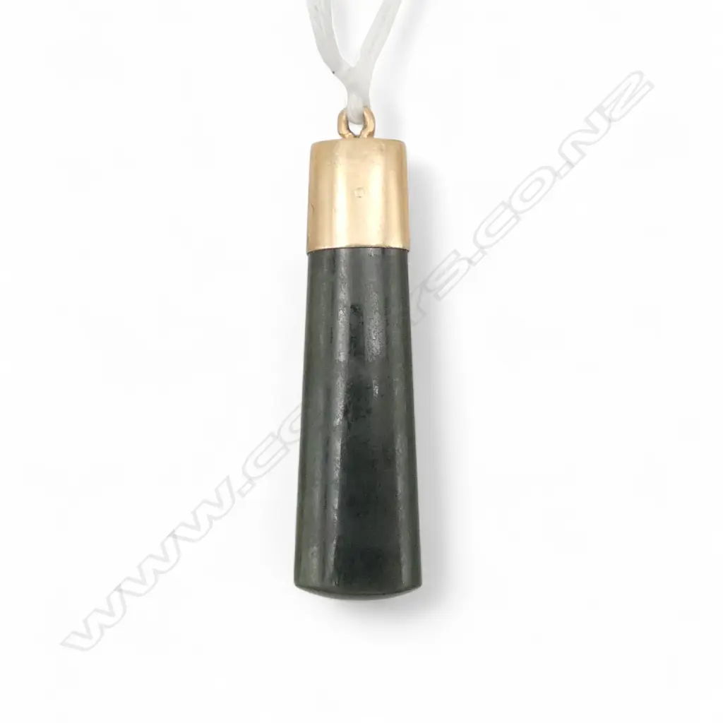9ct GOLD & POUNAMU PENDANT c.1900 Image 1++