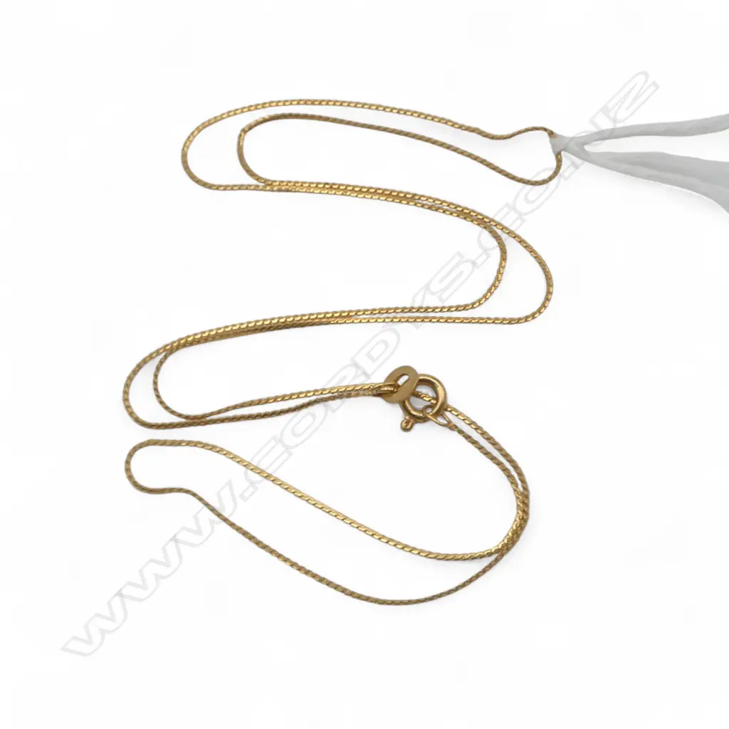 18ct FINE GOLD CHAIN, 2.05gm, L.500mm Image 1++